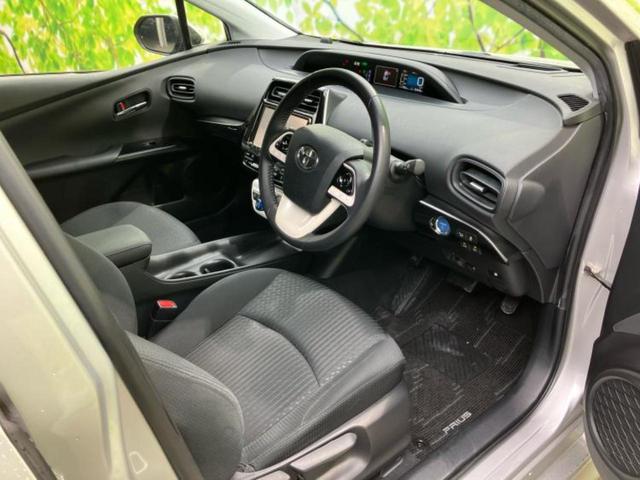 プリウス Ｓセーフティプラス　新品タイヤ／モデリスタエアロ／保証書／純正　９インチ　メモリーナビ／トヨタセーフティセンス／車線逸脱防止支援システム／パーキングアシスト　自動操舵／ヘッドランプ　ＬＥＤ／Ｂｌｕｅｔｏｏｔｈ接続　禁煙車（5枚目）