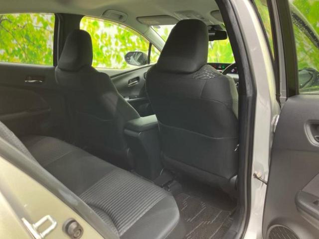 プリウス Ｓセーフティプラス　新品タイヤ／モデリスタエアロ／保証書／純正　９インチ　メモリーナビ／トヨタセーフティセンス／車線逸脱防止支援システム／パーキングアシスト　自動操舵／ヘッドランプ　ＬＥＤ／Ｂｌｕｅｔｏｏｔｈ接続　禁煙車（6枚目）