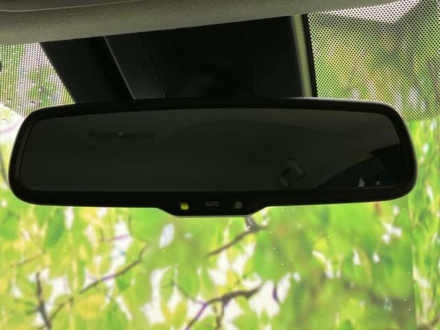 プリウス Ｓセーフティプラス　新品タイヤ／モデリスタエアロ／保証書／純正　９インチ　メモリーナビ／トヨタセーフティセンス／車線逸脱防止支援システム／パーキングアシスト　自動操舵／ヘッドランプ　ＬＥＤ／Ｂｌｕｅｔｏｏｔｈ接続　禁煙車（32枚目）