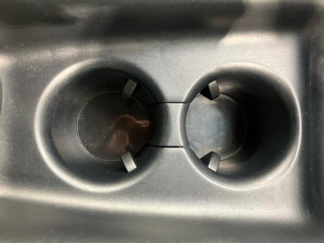 プリウス Ｓセーフティプラス　新品タイヤ／モデリスタエアロ／保証書／純正　９インチ　メモリーナビ／トヨタセーフティセンス／車線逸脱防止支援システム／パーキングアシスト　自動操舵／ヘッドランプ　ＬＥＤ／Ｂｌｕｅｔｏｏｔｈ接続　禁煙車（38枚目）