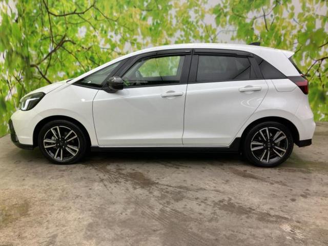 フィット ｅＨＥＶ　ＲＳ　保証書／ディスプレイオーディオ＋ナビ９インチ／ホンダセンシング／車線逸脱防止支援システム／シート　ハーフレザー／ドライブレコーダー　前後／ヘッドランプ　ＬＥＤ／ＵＳＢジャック　衝突被害軽減システム（2枚目）