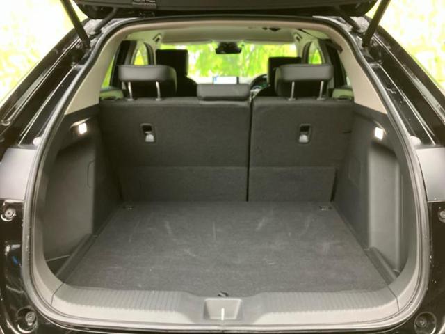 ヴェゼル eHEV Z 保証書/純正 9インチ ナビ/ホンダセンシング/シートヒーター 前席/車線逸脱防止支援システム/シート ハーフレザー/パーキングアシスト バックガイド/電動バックドア 衝突被害軽減システム DVD再生(19枚目)