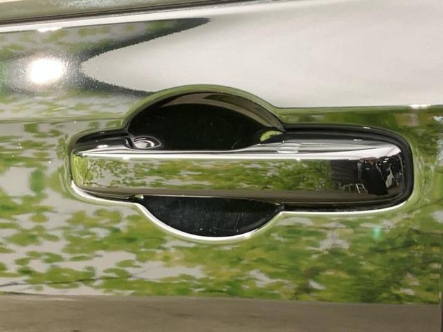 ヴェゼル eHEV Z 保証書/純正 9インチ ナビ/ホンダセンシング/シートヒーター 前席/車線逸脱防止支援システム/シート ハーフレザー/パーキングアシスト バックガイド/電動バックドア 衝突被害軽減システム DVD再生(45枚目)