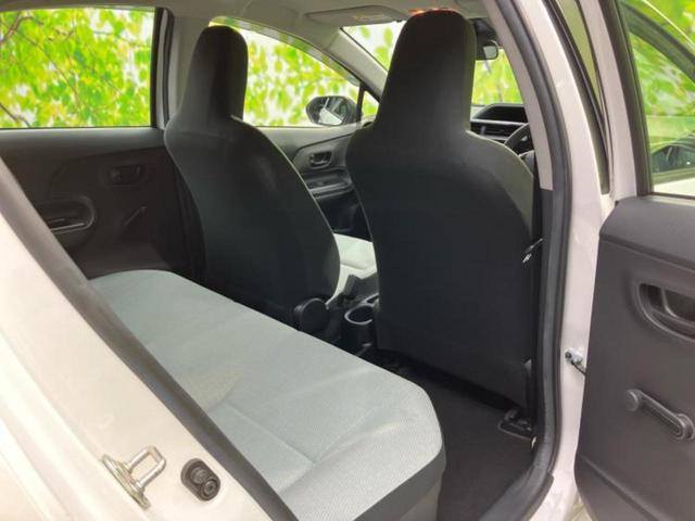 アクア Ｌ　保証書／社外　メモリーナビ／衝突安全装置／車線逸脱防止支援システム／ドライブレコーダー　前後／ＥＴＣ／ＡＢＳ／横滑り防止装置／アイドリングストップ／バックモニター／禁煙車／エアバッグ　運転席　ドラレコ（6枚目）