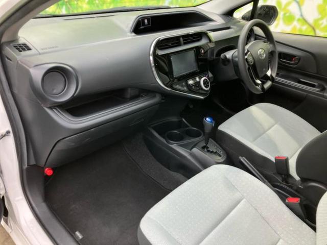 アクア Ｌ　保証書／社外　メモリーナビ／衝突安全装置／車線逸脱防止支援システム／ドライブレコーダー　前後／ＥＴＣ／ＡＢＳ／横滑り防止装置／アイドリングストップ／バックモニター／禁煙車／エアバッグ　運転席　ドラレコ（7枚目）