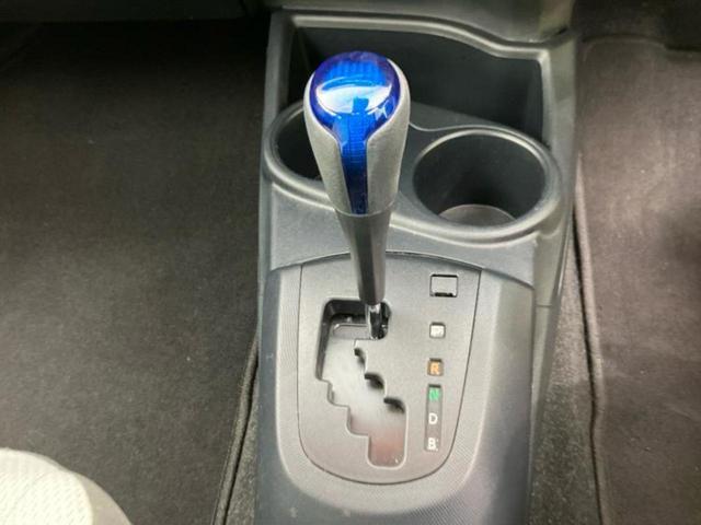 アクア Ｌ　保証書／社外　メモリーナビ／衝突安全装置／車線逸脱防止支援システム／ドライブレコーダー　前後／ＥＴＣ／ＡＢＳ／横滑り防止装置／アイドリングストップ／バックモニター／禁煙車／エアバッグ　運転席　ドラレコ（18枚目）