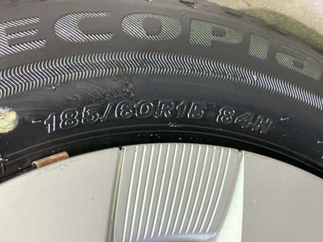 アクア Ｌ　保証書／社外　メモリーナビ／衝突安全装置／車線逸脱防止支援システム／ドライブレコーダー　前後／ＥＴＣ／ＡＢＳ／横滑り防止装置／アイドリングストップ／バックモニター／禁煙車／エアバッグ　運転席　ドラレコ（50枚目）