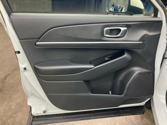 ヴェゼル eHEV Z 新品タイヤ/純正 9インチ メモリーナビ/ホンダセンシング/シートヒーター 前席/車線逸脱防止支援システム/シート ハーフレザー/電動バックドア/ドライブレコーダー 純正/ヘッドランプ LED ETC(6枚目)