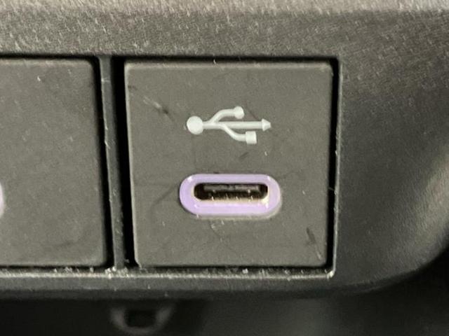 ヤリス ハイブリッドZ 保証書/ディスプレイオーディオ+ナビ8インチ/トヨタセーフティセンス/シートヒーター 前席/車線逸脱防止支援システム/ヘッドランプ LED/USBジャック/Bluetooth接続 衝突被害軽減システム(35枚目)