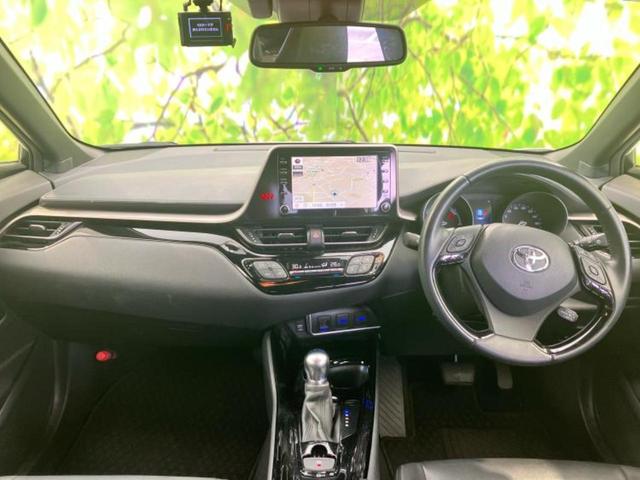 C-HR Gモードネロセーフティプラス2 新品タイヤ/保証書/ディスプレイオーディオ+ナビ8インチ/衝突安全装置/シートヒーター/全方位モニター/車線逸脱防止支援システム/シート ハーフレザー/ヘッドランプ LED/ETC 全周囲カメラ(4枚目)
