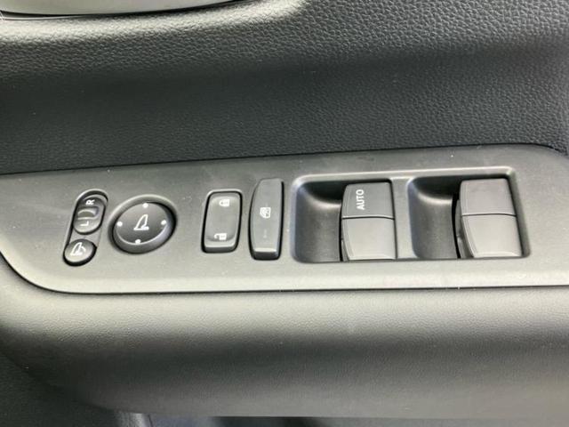 フリード ｅＨＥＶエアーＥＸ　保証書／純正　１１インチ　メモリーナビ／ホンダセンシング／両側電動スライドドア／シートヒーター　前席／マルチビューカメラシステム／車線逸脱防止支援システム／登録済未使用車／ヘッドランプ　ＬＥＤ（27枚目）