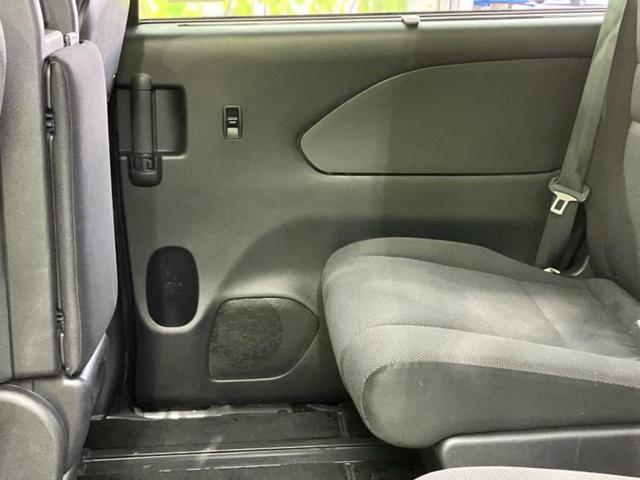 セレナ Ｘ　新品タイヤ／純正　９インチ　メモリーナビ／フリップダウンモニター　純正　１１インチ／エマージェンシーブレーキ／両側電動スライドドア／アラウンドビューモニター／車線逸脱防止支援システム　全周囲カメラ（23枚目）