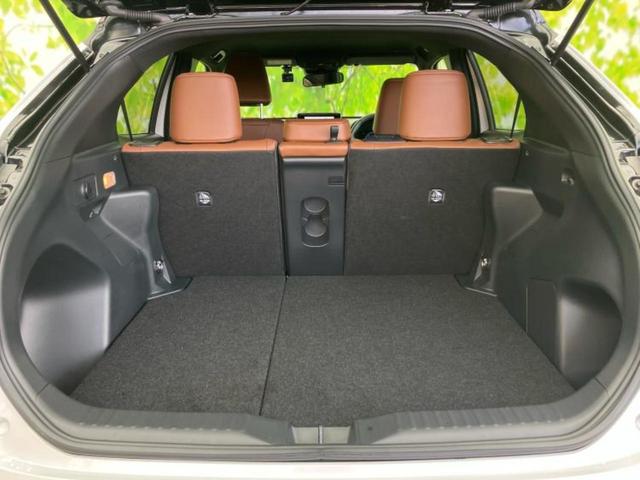 ヤリスクロス ハイブリッドＺアドベンチャー　保証書／ディスプレイオーディオ＋ナビ８インチ／トヨタセーフティセンス／シートヒーター　前席／パノラミックビューモニター／車線逸脱防止支援システム／ドライブレコーダー　前後　衝突被害軽減システム（19枚目）