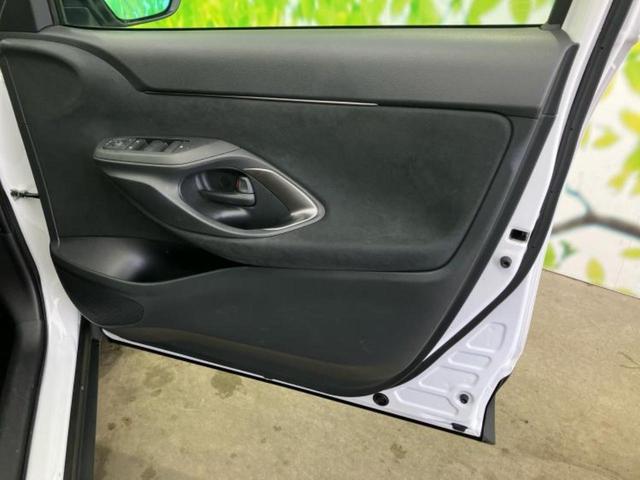 ヤリスクロス ハイブリッドＺアドベンチャー　保証書／ディスプレイオーディオ＋ナビ８インチ／トヨタセーフティセンス／シートヒーター　前席／パノラミックビューモニター／車線逸脱防止支援システム／ドライブレコーダー　前後　衝突被害軽減システム（20枚目）