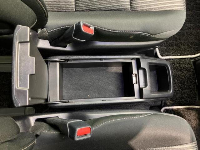 ヴォクシー ハイブリッドＺＳキラメキ２　社外　９インチ　ＳＤナビ／フリップダウンモニター　社外　１０インチ／トヨタセーフティセンス／両側電動スライドドア／シートヒーター　前席／車線逸脱防止支援システム／ドライブレコーダー　前後　バックカメラ（34枚目）