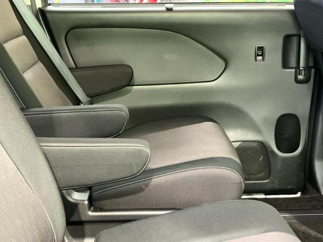 セレナ ｅパワーハイウェイスターＶ　社外　９インチ　ＳＤナビ／インテリジェントルームミラー／エマージェンシーブレーキ／両側電動スライドドア／シートヒーター　前席／アラウンドビューモニター／車線逸脱防止支援システム／プロパイロット　ＥＴＣ（21枚目）