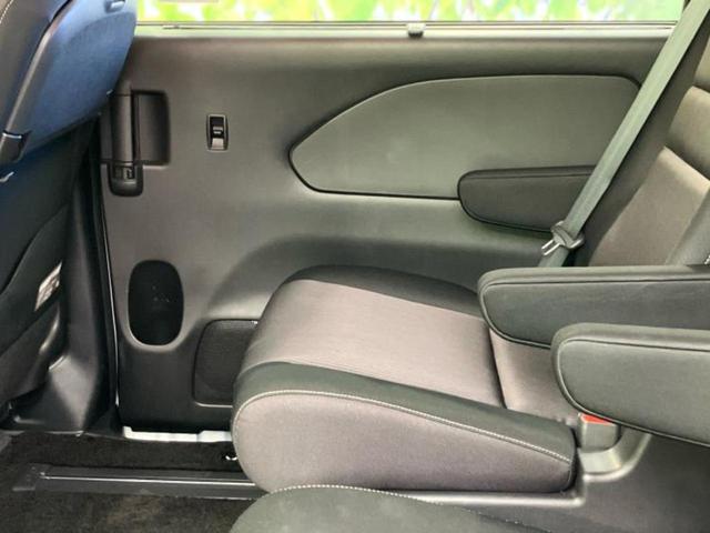 セレナ ｅパワーハイウェイスターＶ　社外　９インチ　ＳＤナビ／インテリジェントルームミラー／エマージェンシーブレーキ／両側電動スライドドア／シートヒーター　前席／アラウンドビューモニター／車線逸脱防止支援システム／プロパイロット　ＥＴＣ（22枚目）