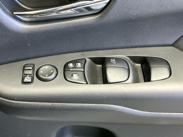 セレナ ｅパワーハイウェイスターＶ　社外　９インチ　ＳＤナビ／インテリジェントルームミラー／エマージェンシーブレーキ／両側電動スライドドア／シートヒーター　前席／アラウンドビューモニター／車線逸脱防止支援システム／プロパイロット　ＥＴＣ（30枚目）