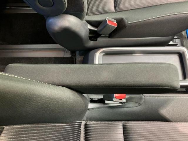 セレナ ｅパワーハイウェイスターＶ　社外　９インチ　ＳＤナビ／インテリジェントルームミラー／エマージェンシーブレーキ／両側電動スライドドア／シートヒーター　前席／アラウンドビューモニター／車線逸脱防止支援システム／プロパイロット　ＥＴＣ（32枚目）