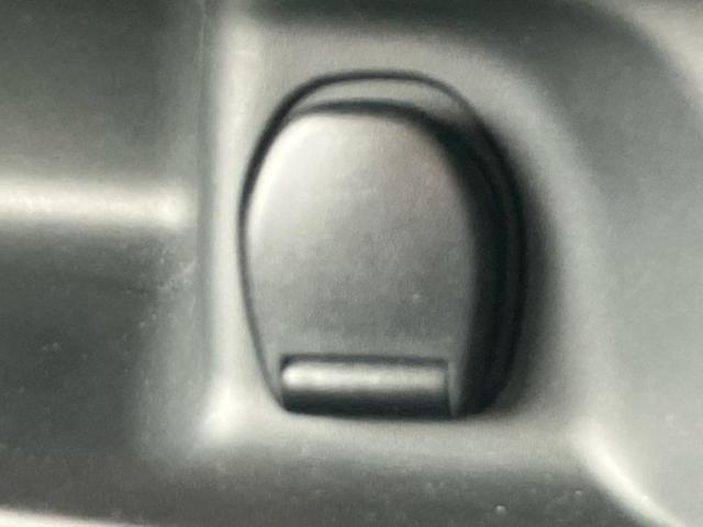 セレナ ｅパワーハイウェイスターＶ　社外　９インチ　ＳＤナビ／インテリジェントルームミラー／エマージェンシーブレーキ／両側電動スライドドア／シートヒーター　前席／アラウンドビューモニター／車線逸脱防止支援システム／プロパイロット　ＥＴＣ（37枚目）