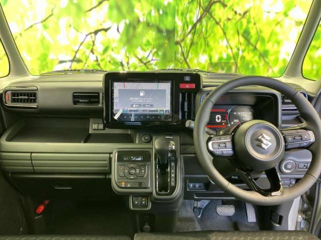 スペーシアギア ハイブリッドＸＺ　保証書／純正　９インチ　ナビ／セーフティサポート（スズキ）／両側電動スライドドア／シートヒーター／全方位モニター／車線逸脱防止支援システム／登録済未使用車／ヘッドランプ　ＬＥＤ／ＥＢＤ付ＡＢＳ　禁煙車（4枚目）