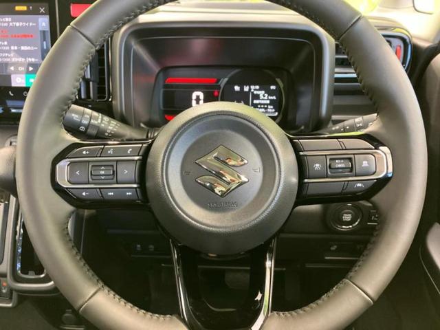 スペーシアギア ハイブリッドＸＺ　保証書／純正　９インチ　ナビ／セーフティサポート（スズキ）／両側電動スライドドア／シートヒーター／全方位モニター／車線逸脱防止支援システム／登録済未使用車／ヘッドランプ　ＬＥＤ／ＥＢＤ付ＡＢＳ　禁煙車（15枚目）