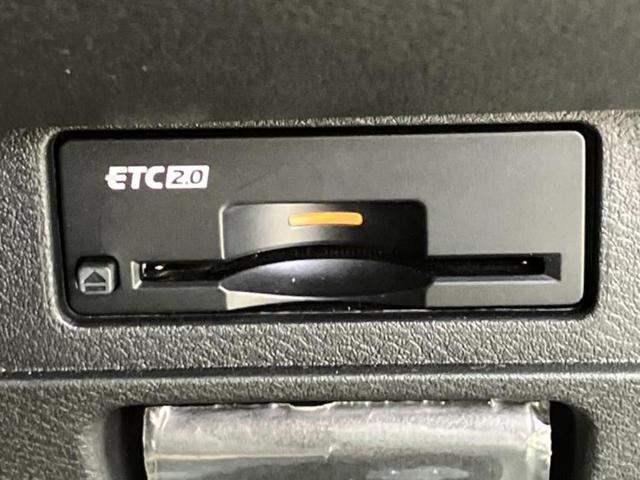 オーラ Ｇ９０シュウネンキネンシャ　ＢＯＳＥ／保証書／純正　９インチ　メモリーナビ／インテリジェントルームミラー／エマージェンシーブレーキ／シートヒーター　前席／アラウンドビューモニター／車線逸脱防止支援システム／シート　フルレザー（25枚目）