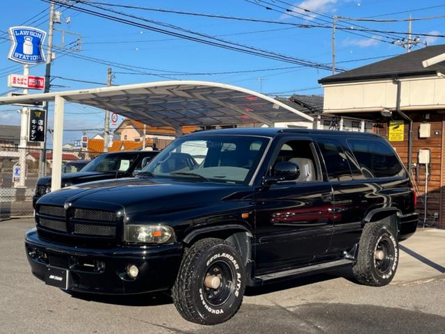 ダッジ・ラム ラムチャージャー 新車並行 ユーザー買取 当社メンテ済車両 希少ラムチャージャー V8-5.9マグナムエンジン AWCデイトナ15inch&YOKOHAMAジオランダー R7.3月車検時(69,886km)燃料ポンプ/プラグ8本/タイロッドエンドアウター交換済(7枚目)