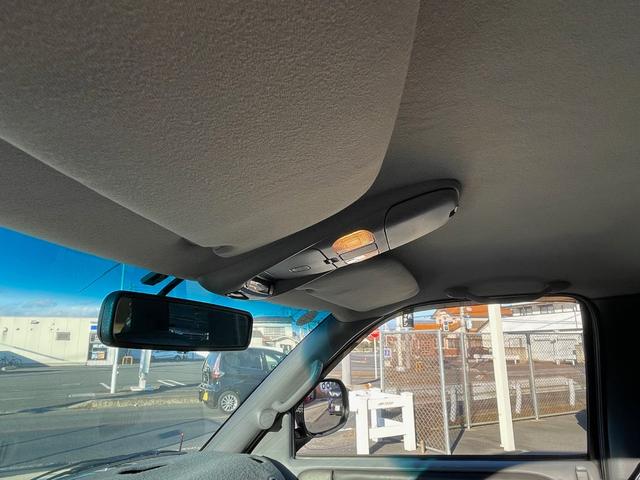 ダッジ・ラム ラムチャージャー 新車並行 ユーザー買取 当社メンテ済車両 希少ラムチャージャー V8-5.9マグナムエンジン AWCデイトナ15inch&YOKOHAMAジオランダー R7.3月車検時(69,886km)燃料ポンプ/プラグ8本/タイロッドエンドアウター交換済(42枚目)