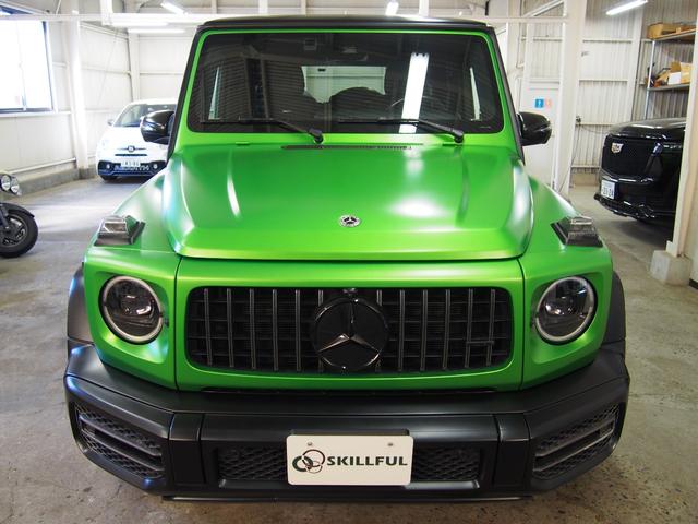 Gクラス G63 マグノヒーローエディション 限定50台特別仕様車1オーナーAMGナイトパッケージマグノAMGナイトパッケージII22AWマグナイトブラックアクセントGマヌファクトゥーアプログラム+カーボンコンビステアリングナビTV360度カメラ(18枚目)