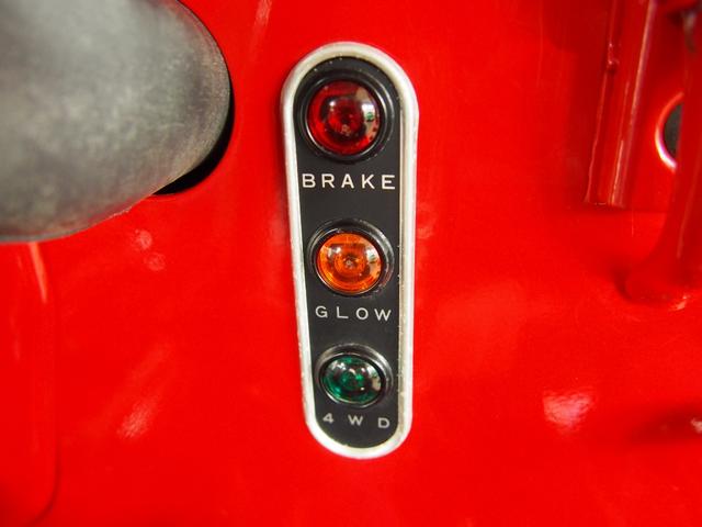 ジープ キャンバストップ　オリジナルノーマルＪ５５ディーゼルターボ幌＆サントップ全塗装済４ナンバーＮＯｘＰＭ不適合４ＤＲ５切替式４ＷＤ禁煙車４ＭＴフリーハブ２．７Ｌ下廻り防錆済走行１．４万キロ最終年式車取扱説明書保証書記録簿（64枚目）