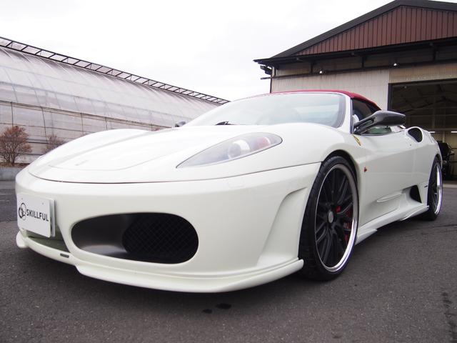 Ｆ４３０スパイダー Ｆ１　ＨＡＭＡＮＮフルエアロＷＯＲＫ２０ＡＷ車高調Ｊ－ＷＯＬＦ可変マフラーイノテックエキマニＣＯＲＮＥＳ正規ディーラー車スクーデリアカーボンミラーロッソレザー＆幌＆キャリパーナビＢカメラカーボンインテリア（2枚目）