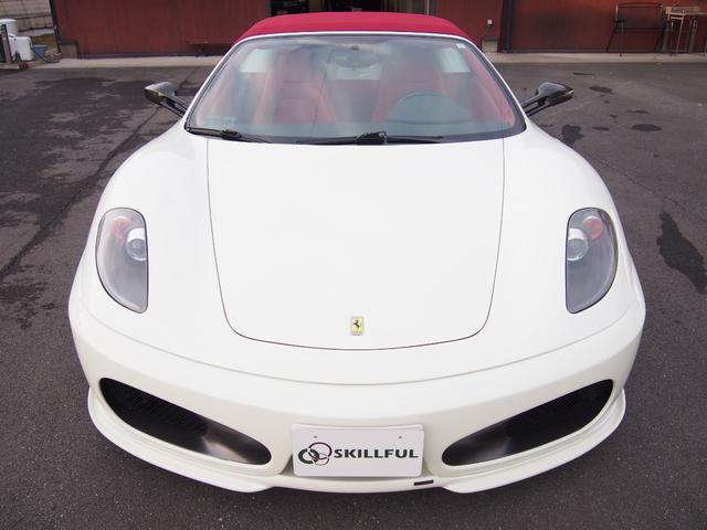 Ｆ４３０スパイダー Ｆ１　ＨＡＭＡＮＮフルエアロＷＯＲＫ２０ＡＷ車高調Ｊ－ＷＯＬＦ可変マフラーイノテックエキマニＣＯＲＮＥＳ正規ディーラー車スクーデリアカーボンミラーロッソレザー＆幌＆キャリパーナビＢカメラカーボンインテリア（12枚目）