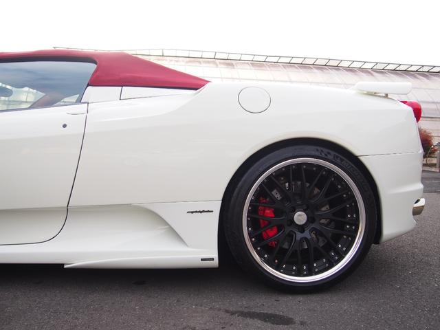 Ｆ４３０スパイダー Ｆ１　ＨＡＭＡＮＮフルエアロＷＯＲＫ２０ＡＷ車高調Ｊ－ＷＯＬＦ可変マフラーイノテックエキマニＣＯＲＮＥＳ正規ディーラー車スクーデリアカーボンミラーロッソレザー＆幌＆キャリパーナビＢカメラカーボンインテリア（19枚目）