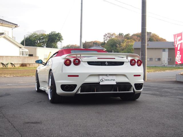 Ｆ４３０スパイダー Ｆ１　ＨＡＭＡＮＮフルエアロＷＯＲＫ２０ＡＷ車高調Ｊ－ＷＯＬＦ可変マフラーイノテックエキマニＣＯＲＮＥＳ正規ディーラー車スクーデリアカーボンミラーロッソレザー＆幌＆キャリパーナビＢカメラカーボンインテリア（25枚目）