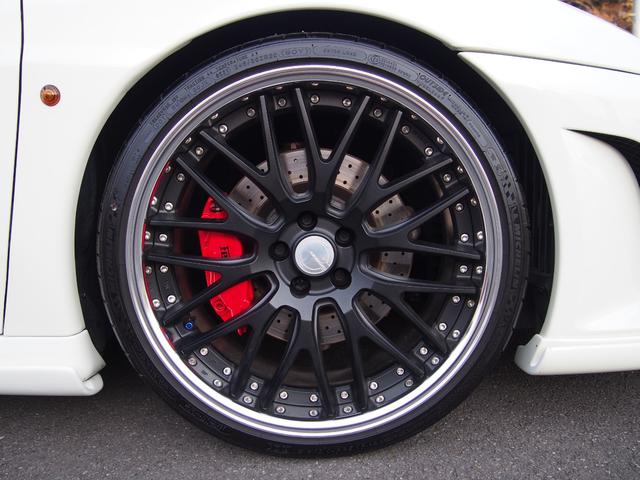 Ｆ４３０スパイダー Ｆ１　ＨＡＭＡＮＮフルエアロＷＯＲＫ２０ＡＷ車高調Ｊ－ＷＯＬＦ可変マフラーイノテックエキマニＣＯＲＮＥＳ正規ディーラー車スクーデリアカーボンミラーロッソレザー＆幌＆キャリパーナビＢカメラカーボンインテリア（28枚目）
