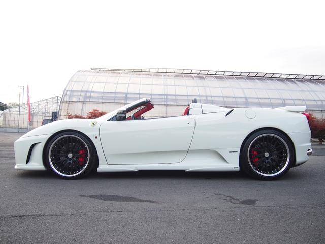 Ｆ４３０スパイダー Ｆ１　ＨＡＭＡＮＮフルエアロＷＯＲＫ２０ＡＷ車高調Ｊ－ＷＯＬＦ可変マフラーイノテックエキマニＣＯＲＮＥＳ正規ディーラー車スクーデリアカーボンミラーロッソレザー＆幌＆キャリパーナビＢカメラカーボンインテリア（42枚目）