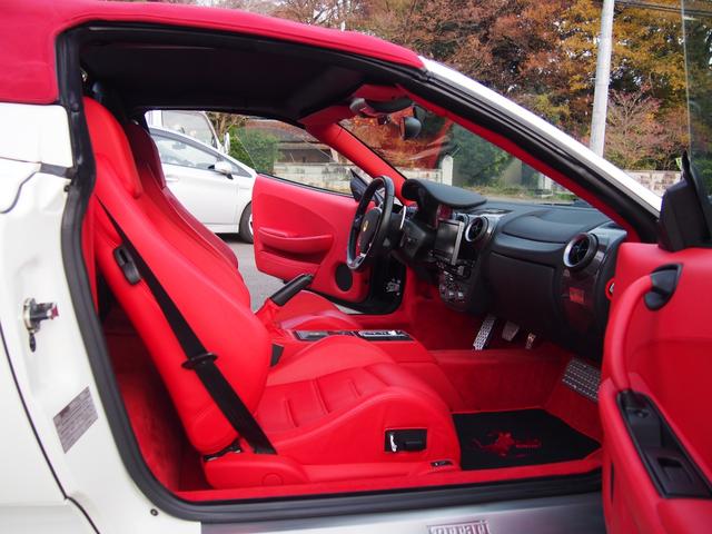 Ｆ４３０スパイダー Ｆ１　ＨＡＭＡＮＮフルエアロＷＯＲＫ２０ＡＷ車高調Ｊ－ＷＯＬＦ可変マフラーイノテックエキマニＣＯＲＮＥＳ正規ディーラー車スクーデリアカーボンミラーロッソレザー＆幌＆キャリパーナビＢカメラカーボンインテリア（47枚目）