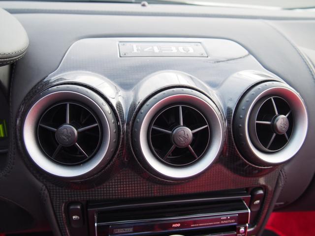 Ｆ４３０スパイダー Ｆ１　ＨＡＭＡＮＮフルエアロＷＯＲＫ２０ＡＷ車高調Ｊ－ＷＯＬＦ可変マフラーイノテックエキマニＣＯＲＮＥＳ正規ディーラー車スクーデリアカーボンミラーロッソレザー＆幌＆キャリパーナビＢカメラカーボンインテリア（59枚目）