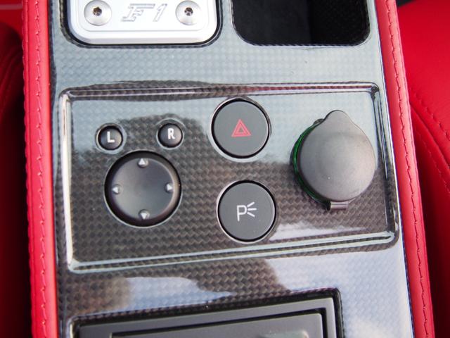 Ｆ４３０スパイダー Ｆ１　ＨＡＭＡＮＮフルエアロＷＯＲＫ２０ＡＷ車高調Ｊ－ＷＯＬＦ可変マフラーイノテックエキマニＣＯＲＮＥＳ正規ディーラー車スクーデリアカーボンミラーロッソレザー＆幌＆キャリパーナビＢカメラカーボンインテリア（64枚目）