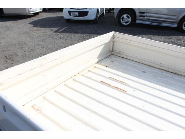 ハイゼットトラック エアコン・パワステ　スペシャル　２ＷＤ　３方開　純正ラジオ　禁煙車（29枚目）