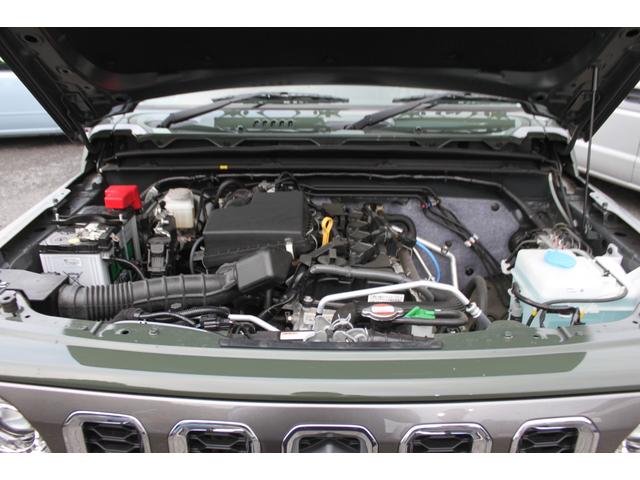 ジムニーノマド ＦＣ　登録済未使用車　衝突被害軽減システム　車線逸脱警報　レーダークルーズ　コーナーセンサー　スマートキー　ＬＥＤヘッド　オートハイビーム　オートライト　純正１５ＡＷ　純正マット　純正サイドバイザー（3枚目）