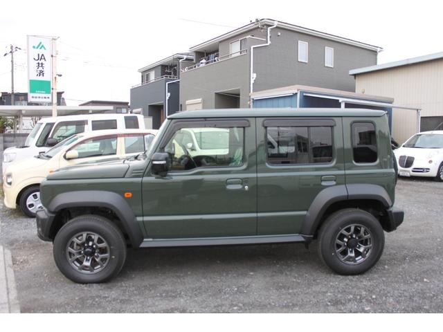 ジムニーノマド ＦＣ　登録済未使用車　衝突被害軽減システム　車線逸脱警報　レーダークルーズ　コーナーセンサー　スマートキー　ＬＥＤヘッド　オートハイビーム　オートライト　純正１５ＡＷ　純正マット　純正サイドバイザー（18枚目）