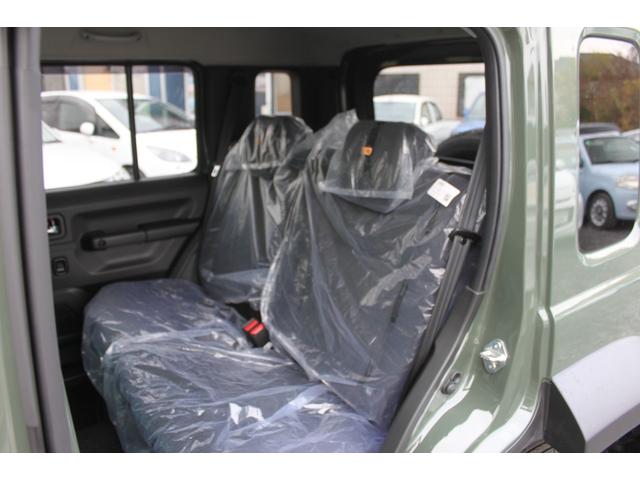 ジムニーノマド ＦＣ　登録済未使用車　衝突被害軽減システム　車線逸脱警報　レーダークルーズ　コーナーセンサー　スマートキー　ＬＥＤヘッド　オートハイビーム　オートライト　純正１５ＡＷ　純正マット　純正サイドバイザー（23枚目）