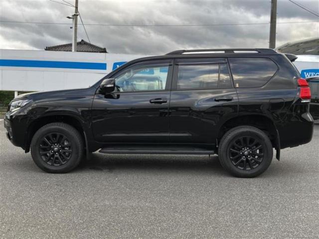 ランドクルーザープラド ４ＷＤ　ＴＸ　Ｌパッケージマットブラックエディション　保証書／純正　ＳＤナビ／衝突安全装置／シートヒーター／パノラミックビューモニター／車線逸脱防止支援システム／シート　フルレザー／パーキングアシスト　バックガイド／ドライブレコーダー　社外　革シート（2枚目）
