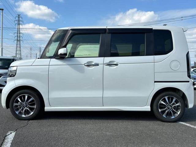 Ｎ－ＢＯＸカスタム ヒョウジュン　新品タイヤ／純正　８インチ　メモリーナビ／ホンダセンシング／電動スライドドア／シートヒーター／車線逸脱防止支援システム／パーキングアシスト　バックガイド／ヘッドランプ　ＬＥＤ　衝突被害軽減システム（2枚目）