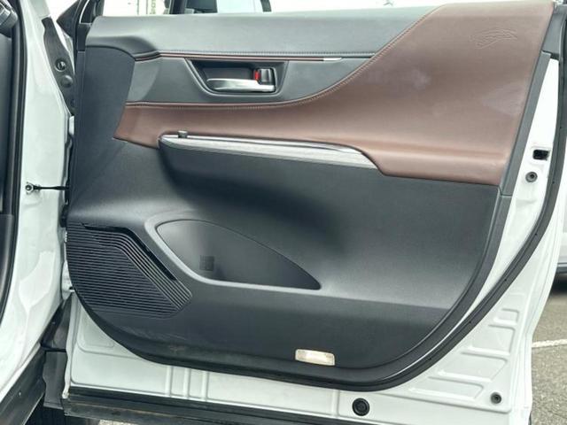 ハリアー Ｇ　保証書／純正　１２．３インチ　メモリーナビ／デジタルインナーミラー／トヨタセーフティセンス／車線逸脱防止支援システム／シート　ハーフレザー／電動バックドア／ヘッドランプ　ＬＥＤ　衝突被害軽減システム（20枚目）