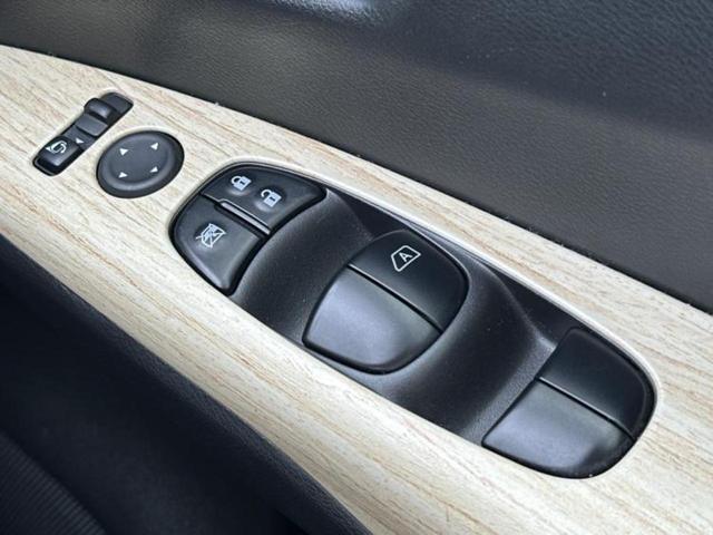 セレナ eパワーハイウェイスターV 保証書/純正 10インチ メモリーナビ/フリップダウンモニター 純正 11インチ/インテリジェントルームミラー/エマージェンシーブレーキ/両側電動スライドドア/アラウンドビューモニター 全周囲カメラ(30枚目)