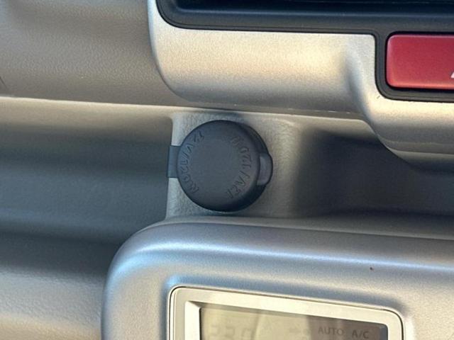 スクラムワゴン PZターボスペシャル 新品タイヤ/保証書/社外 SDナビ/セーフティサポート(スズキ)/両側電動スライドドア/車線逸脱防止支援システム/パーキングアシスト バックガイド/オートステップ/ヘッドランプ HID ターボ 禁煙車(39枚目)