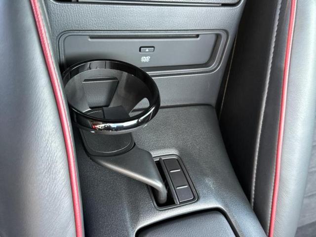 お車に合わせて無料保証以外にも、保証範囲、期間、距離を拡充させた有料保証もご用意しております！中古車の購入が初めてで不安・・・というお客様もご安心ください！